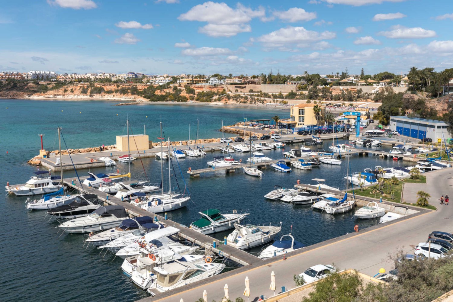 Precioso dúplex de 2 dormitorios en Cabo Roig.