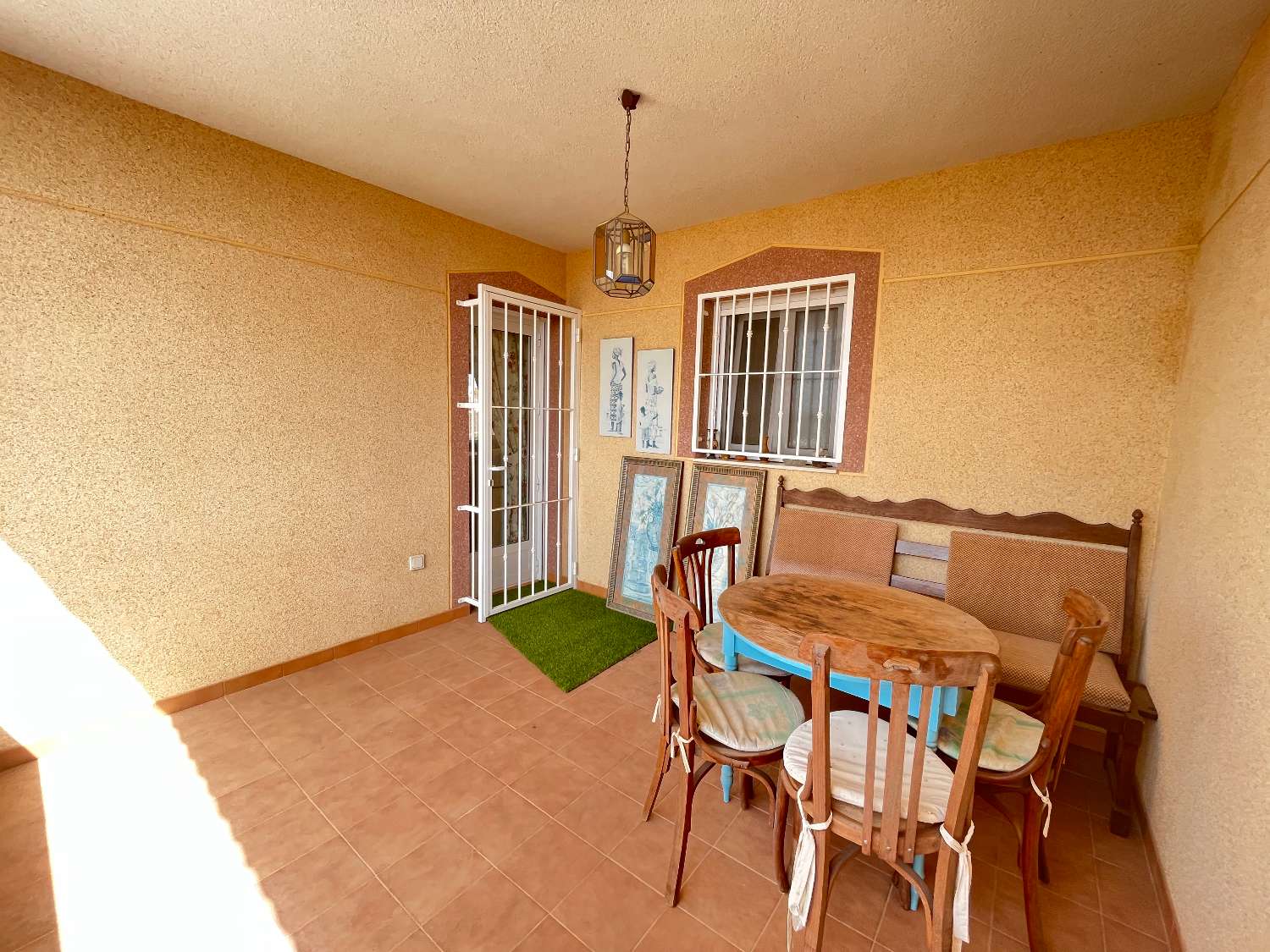 Große Villa mit 2 Schlafzimmern und 2 Bädern in San Miguel de Salinas