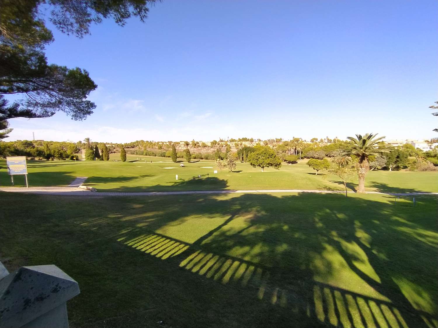 Grande villa avec 2 chambres et 2 salles de bains située à San Miguel de Salinas