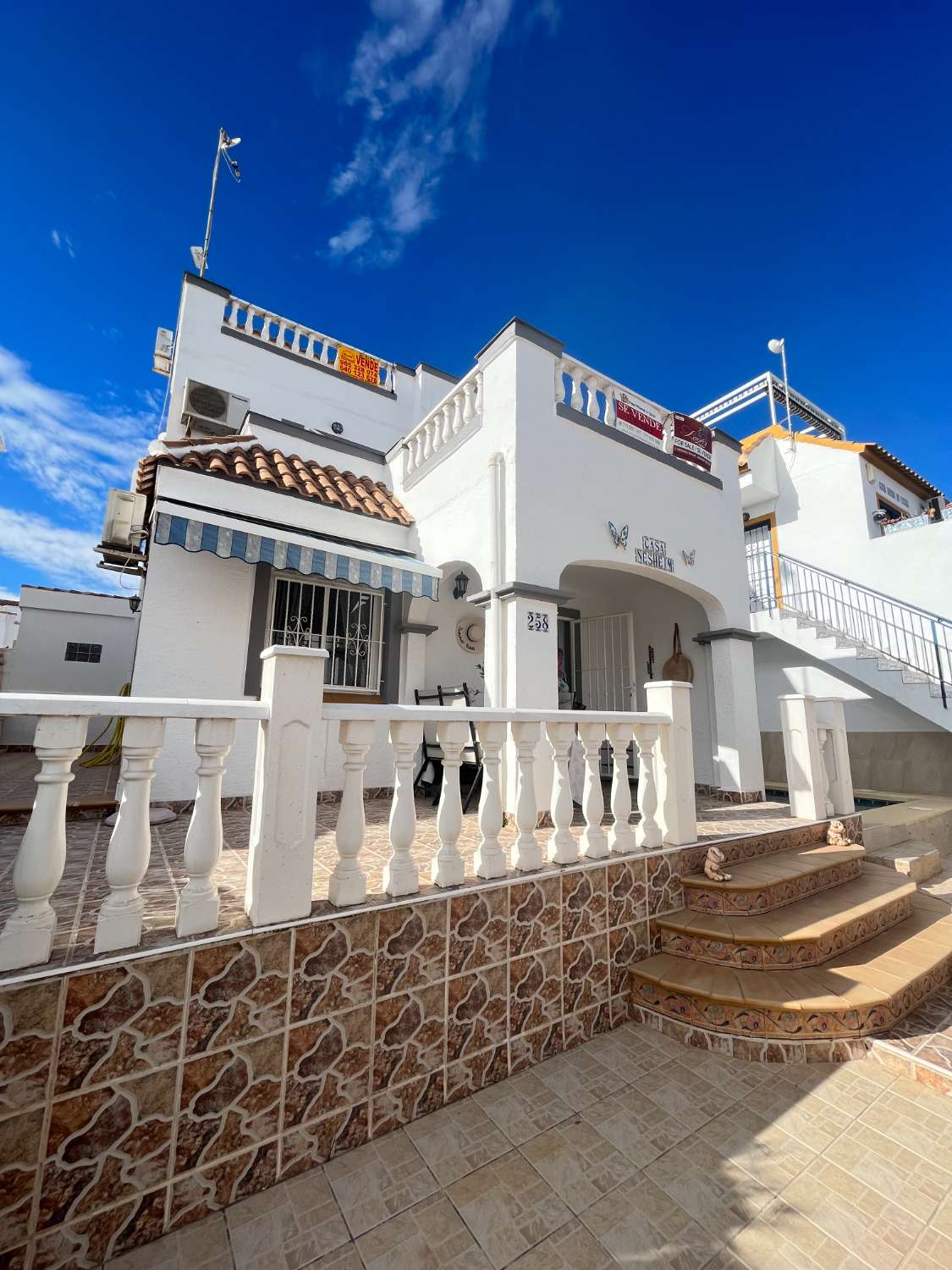 Bellissimo bungalow a La Florida con piscina privata.