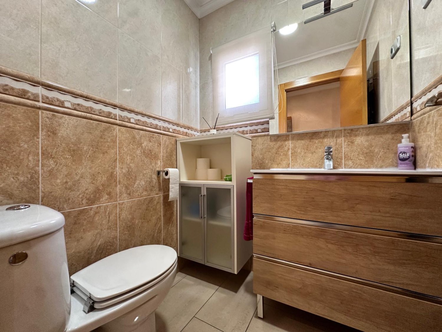 Super appartement à Torrevieja pour emménager ! 3 chambres , 2 salles de bain entièrement rénovées