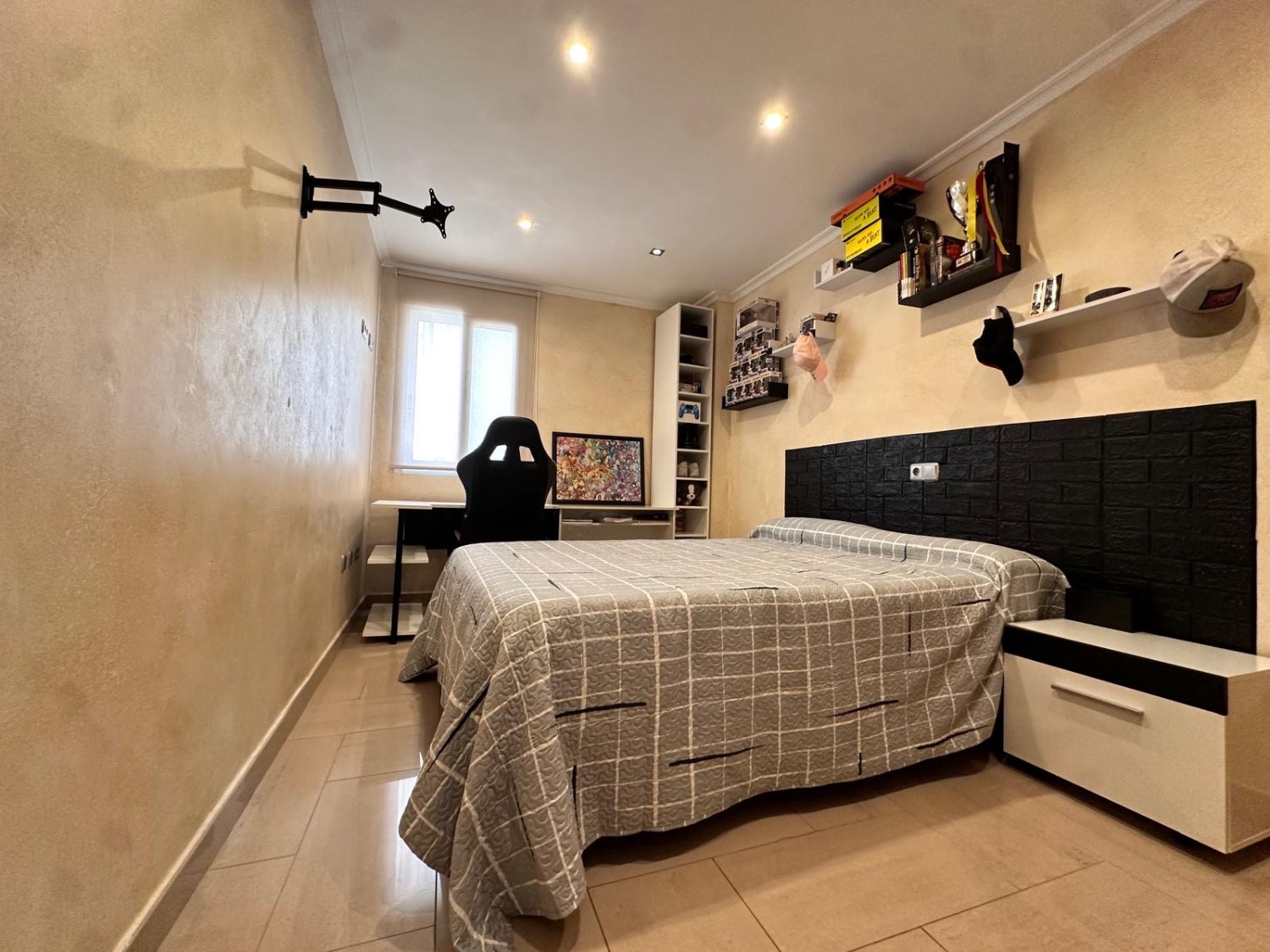 Tolle Wohnung in Torrevieja zum Einzug! 3 Schlafzimmer , 2 Badezimmer komplett renoviert