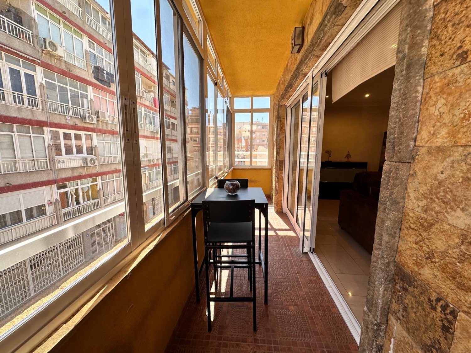 Geweldig appartement in Torrevieja om in te trekken! 3 slaapkamers, 2 badkamers volledig gerenoveerd