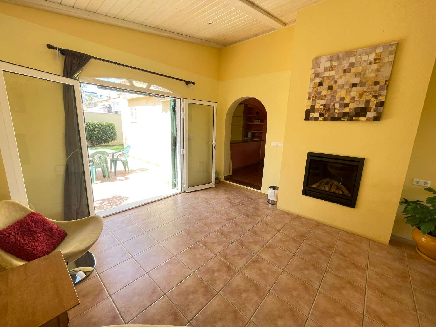 C-1107 Villa indipendente a La Florida con 4 camere da letto e piscina privata.