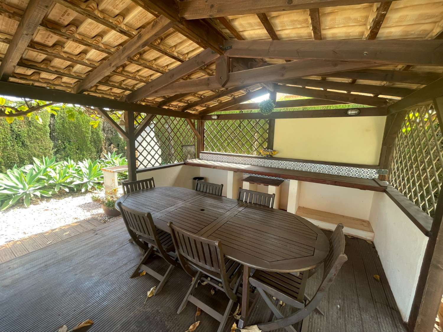 C-1107 Villa indépendante à La Florida avec 4 chambres et une piscine privée.