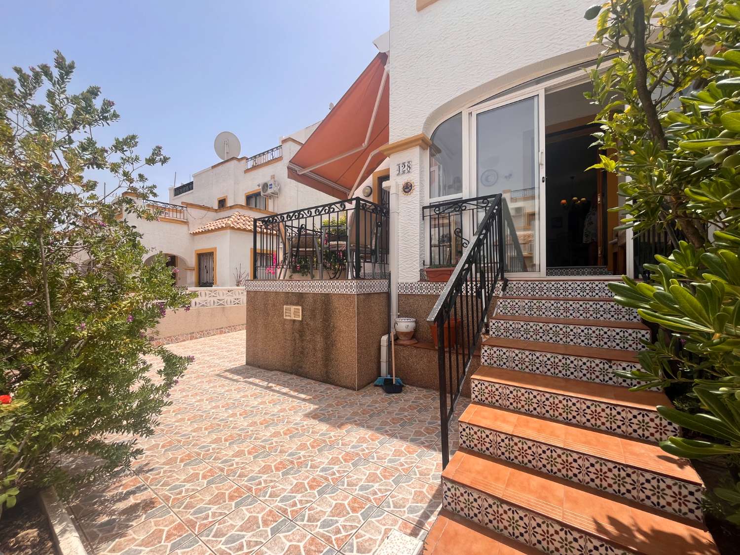 Duplex 3 chambres ,2 salles de bains et 2 piscines communes dans Dream Hils sur Orihuela costa