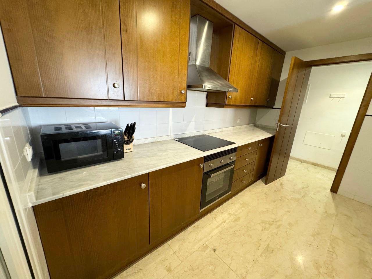 Apartamento de 2 dormitorios y 2 baños ubicado en la hermosa zona de Punta Prima