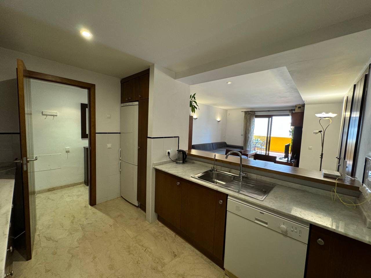 2 bedroom 2 bathroom apartment located in the beautiful area of Punta Prima