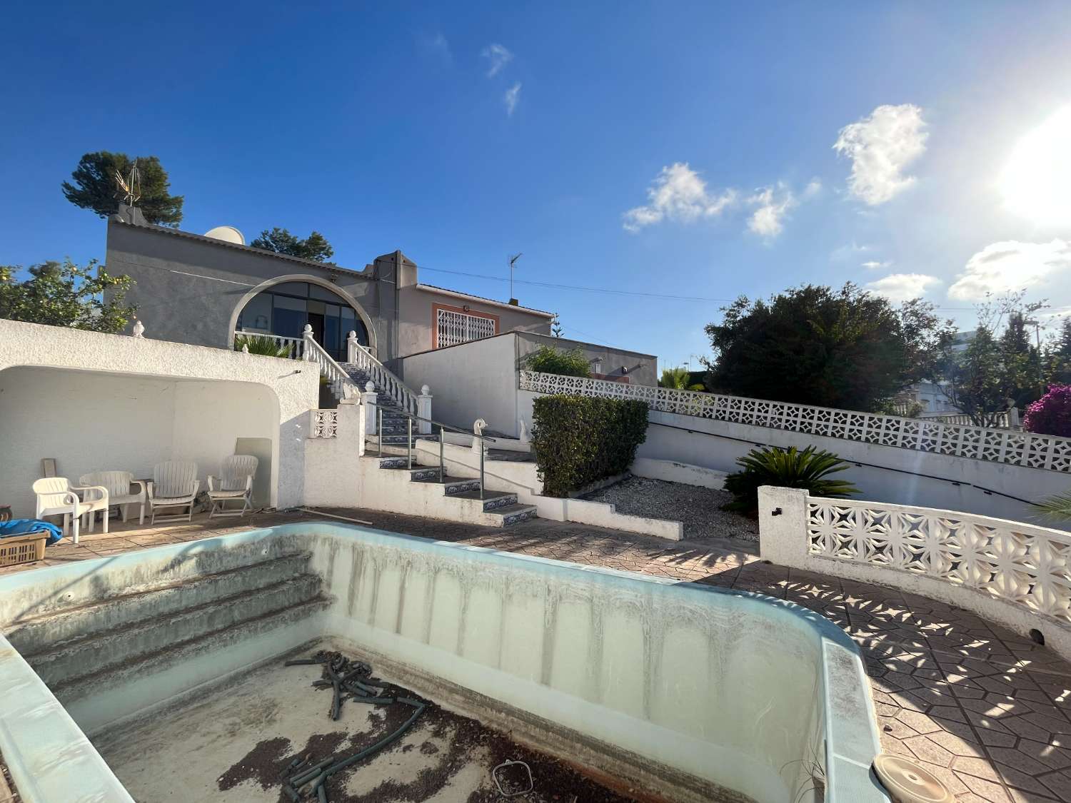 Maison de ville avec 2 chambres et piscine privée