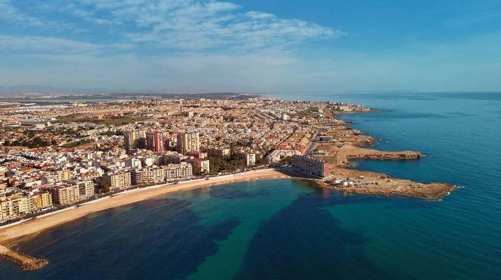 Pieni huoneisto myynnissä Torrevieja