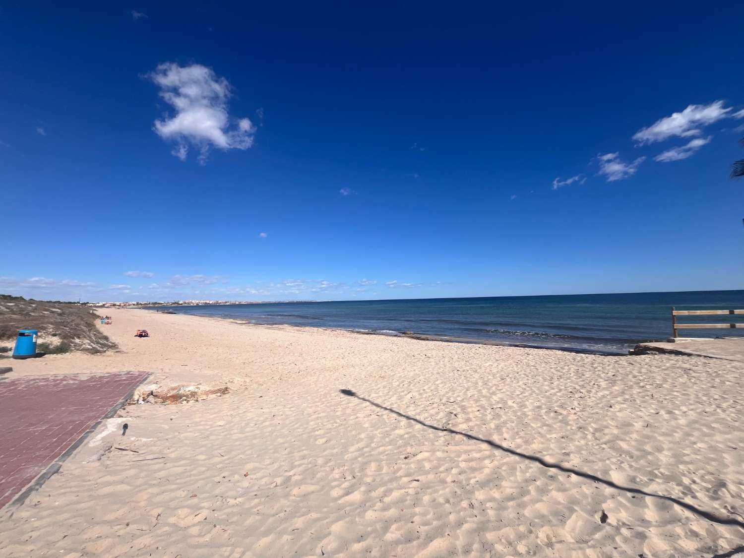 2 værelses penthouse med havudsigt og 250 m fra stranden!