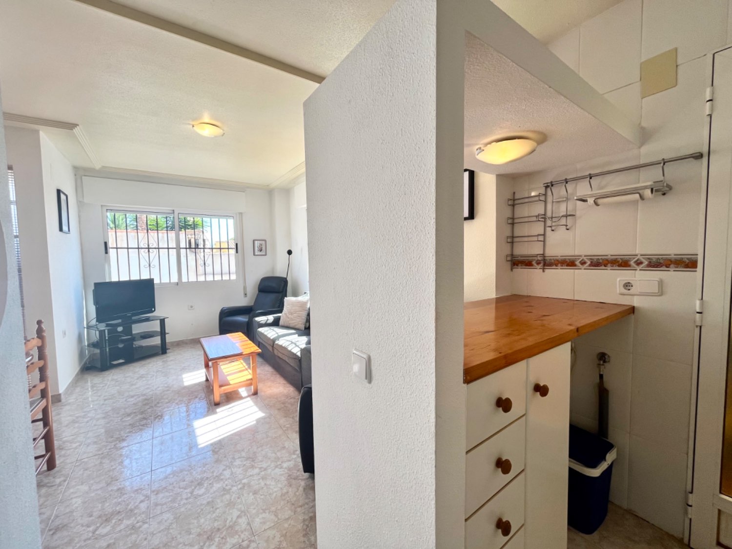 Duplex  de 2 dormitorios y 2 baños en Los Altos de Orihuela costa