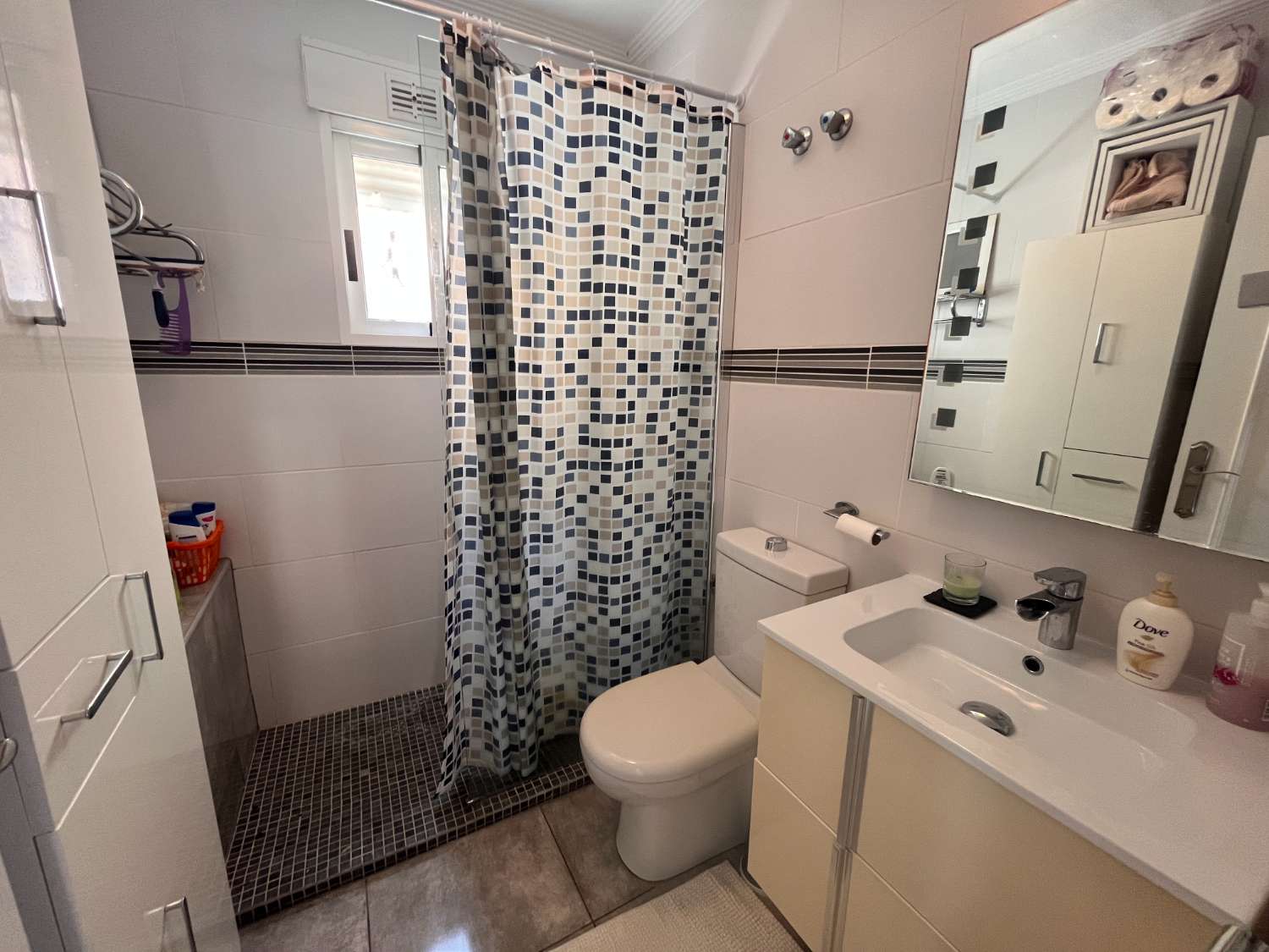 Pěkný dvoupodlažní dům s apartmánem pro hosty