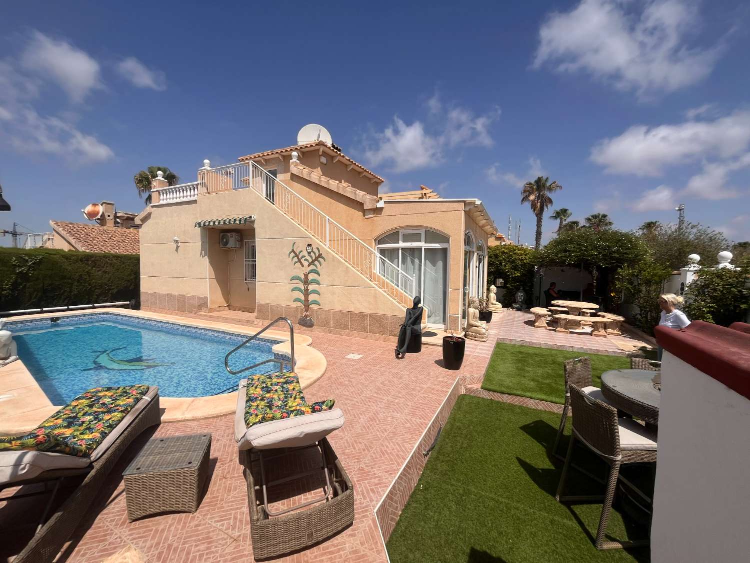 Villa individuelle 3 Chambres, 2 Salles de bains avec piscine à Los Altos sur Orihuela costa