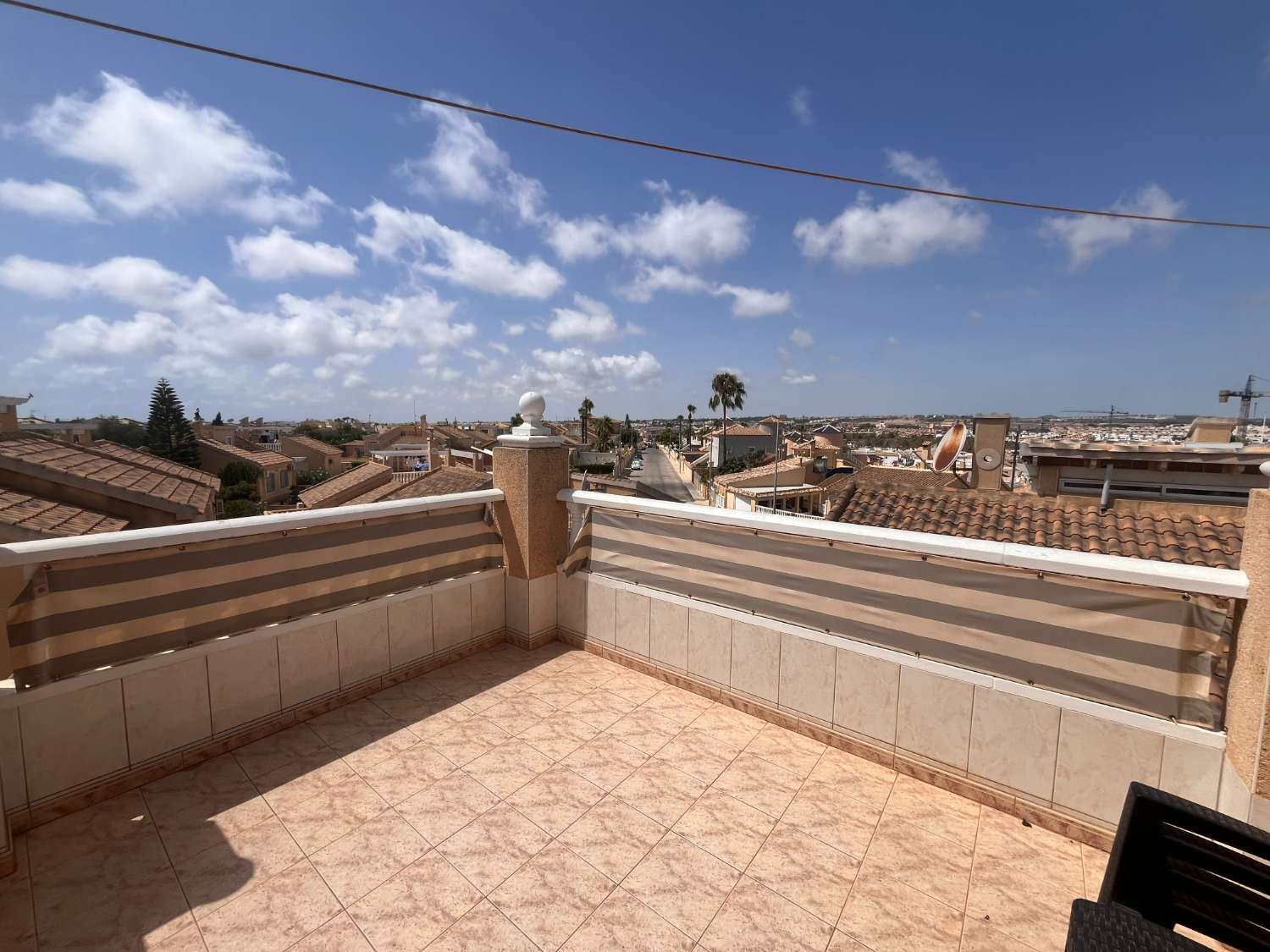 Villa individuelle 3 Chambres, 2 Salles de bains avec piscine à Los Altos sur Orihuela costa