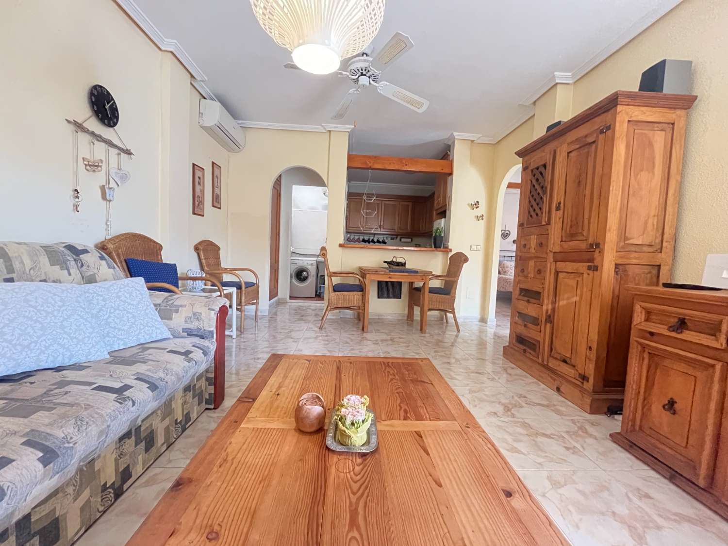 Charming 2-Bedroom Home with Roof Terrace in Playa Flamenca