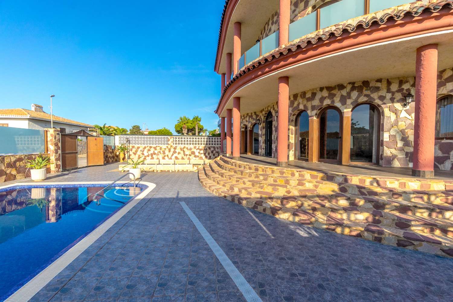 Exclusive villa 150m from La Zenia beach