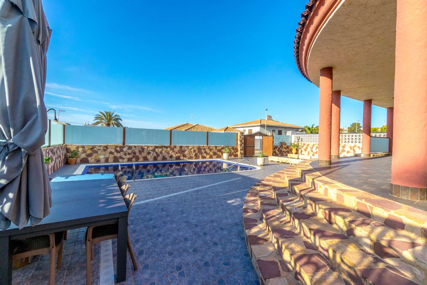 Villa exclusive à 150m de la plage de La Zenia