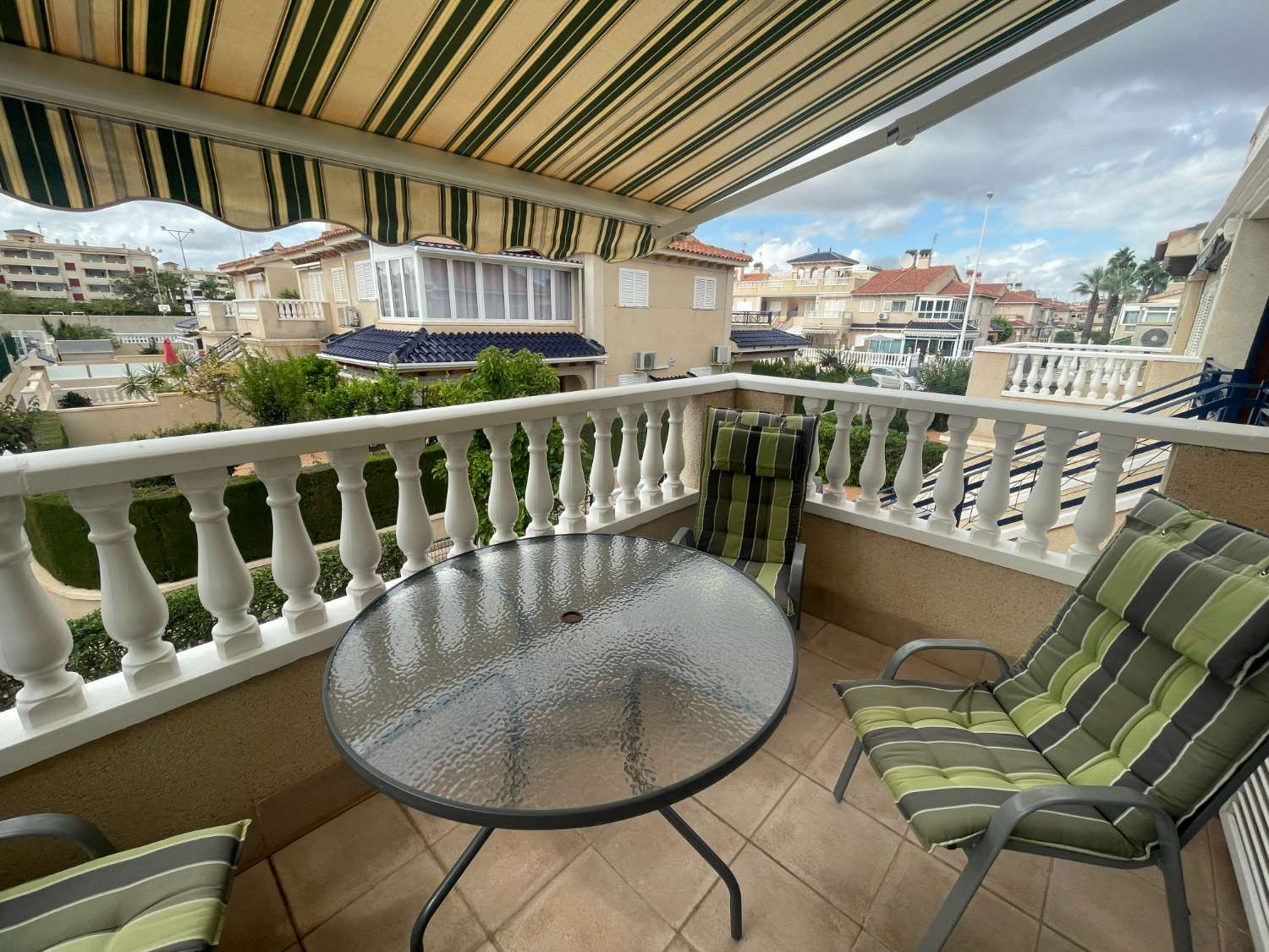 Lovely 2 bedroom apartment in Zeniamar.