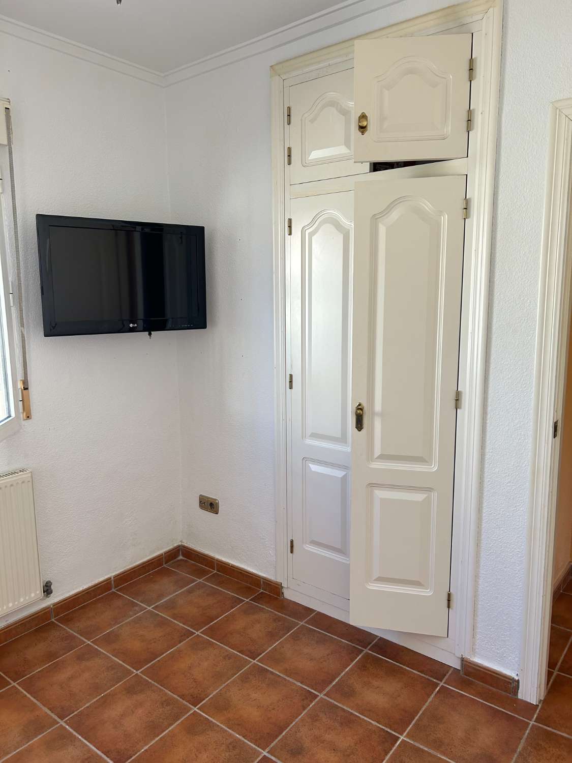 Villa con 2 camere da letto, 2 bagni, solarium e 1 piscina privata