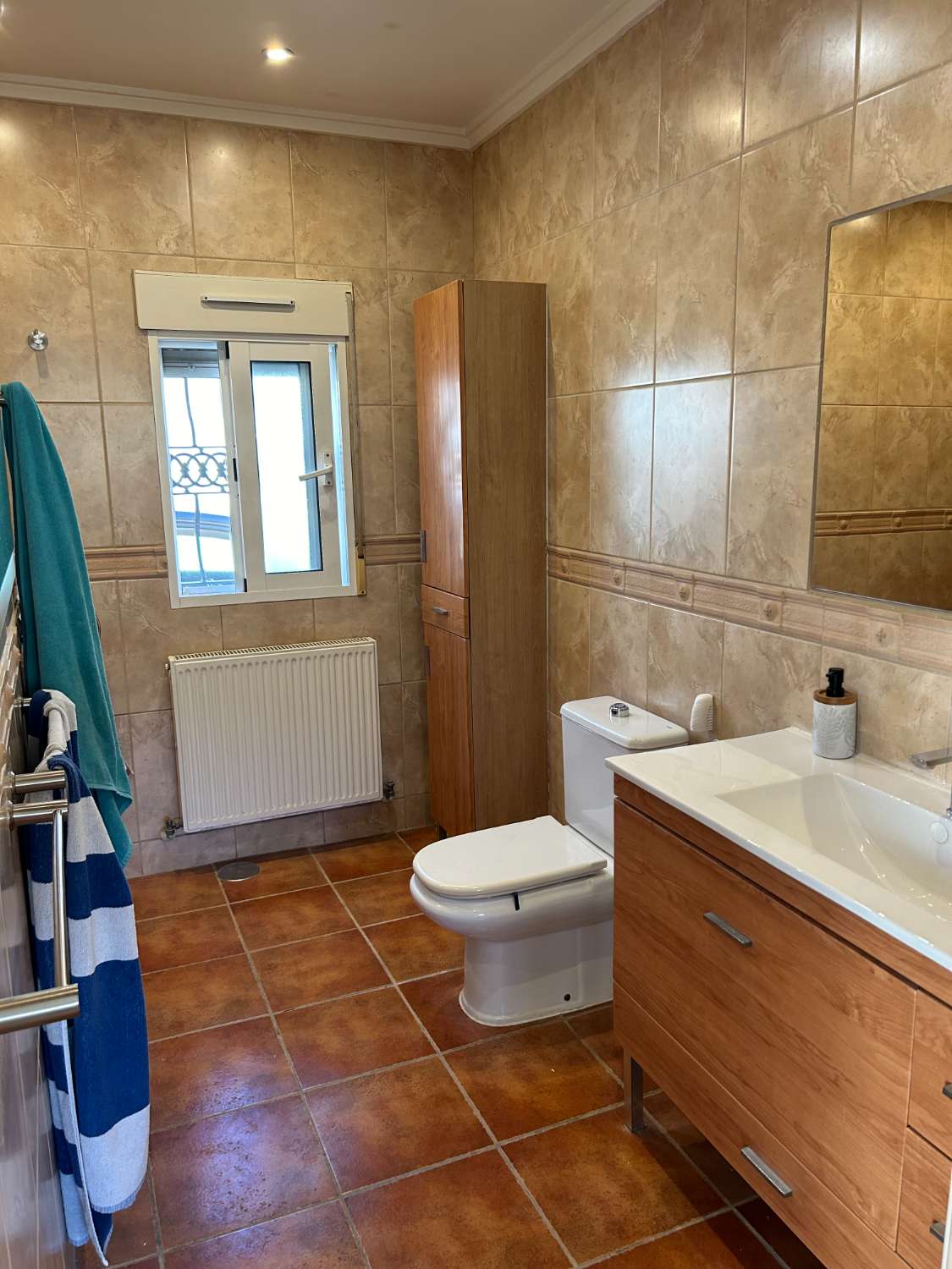 Villa de 2 dormitorios, 2 baños, solárium y 1 piscina privada