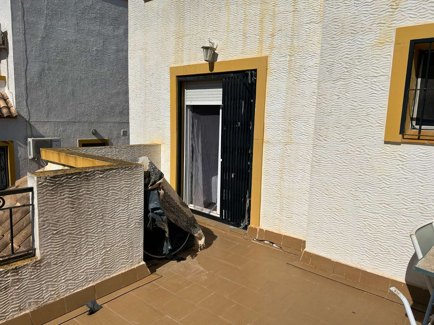 Duplex con 3 camere da letto, 2 bagni, situato sulle alture di Orihuela costa con piscina comunale