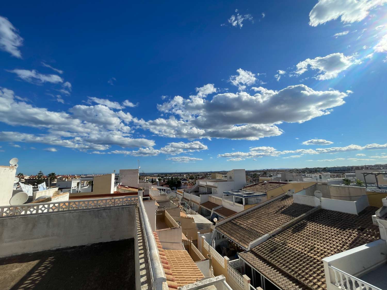 دوبلكس للبيع في Los Almendros-La Florida (Orihuela)