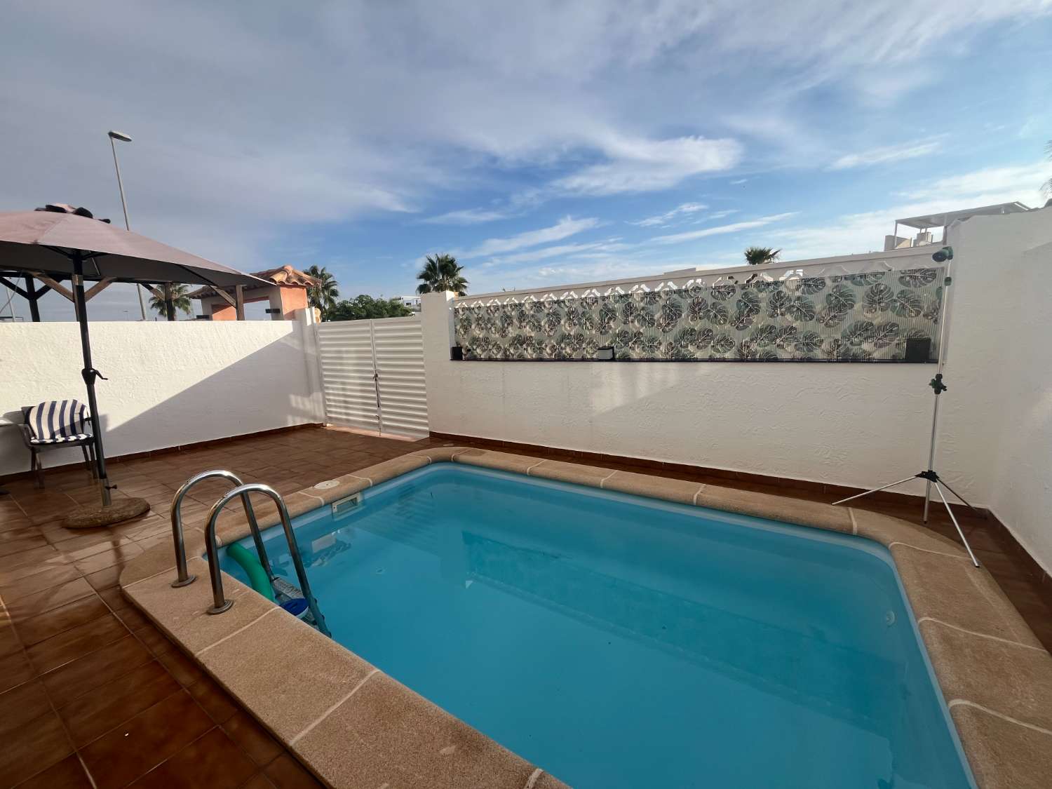 Duplex med privat pool med 3 soveværelser, 2 badeværelser i VIllamartin