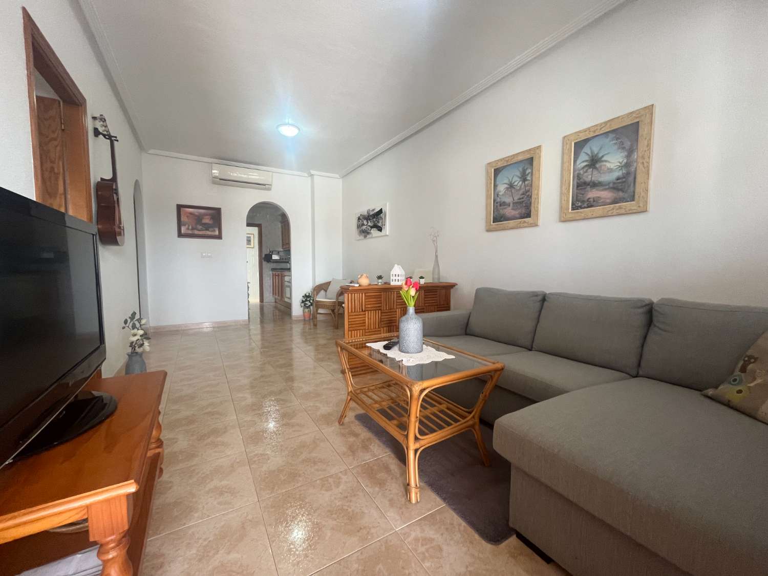 apartamento en planta baja  de 2 dormitorios situado en los altos de Orihuela costa