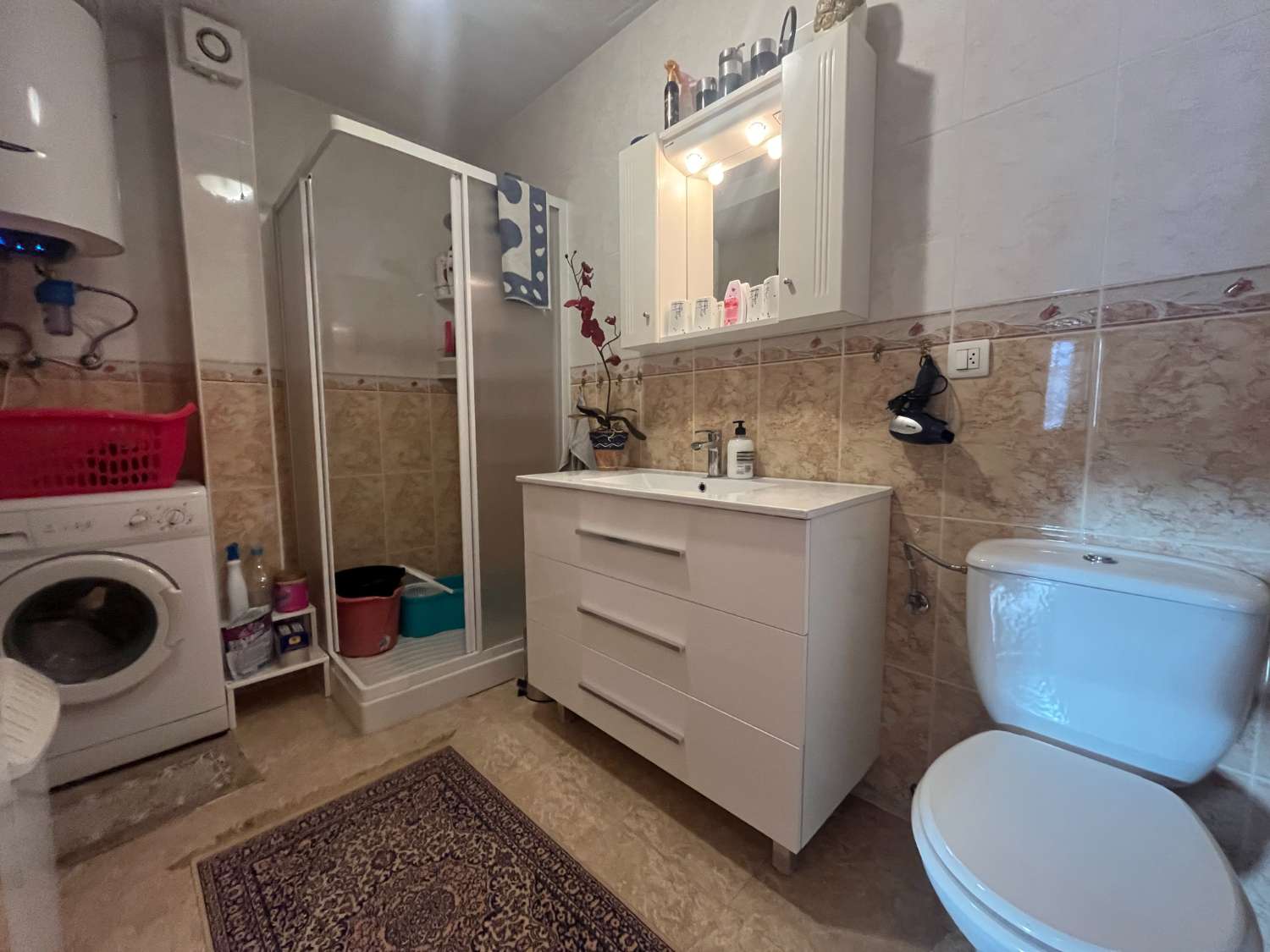 Bonito bungalow  con 3 dormitorios , 2 baños  orientado al sur en Las Chismosas en Orihuela Costa