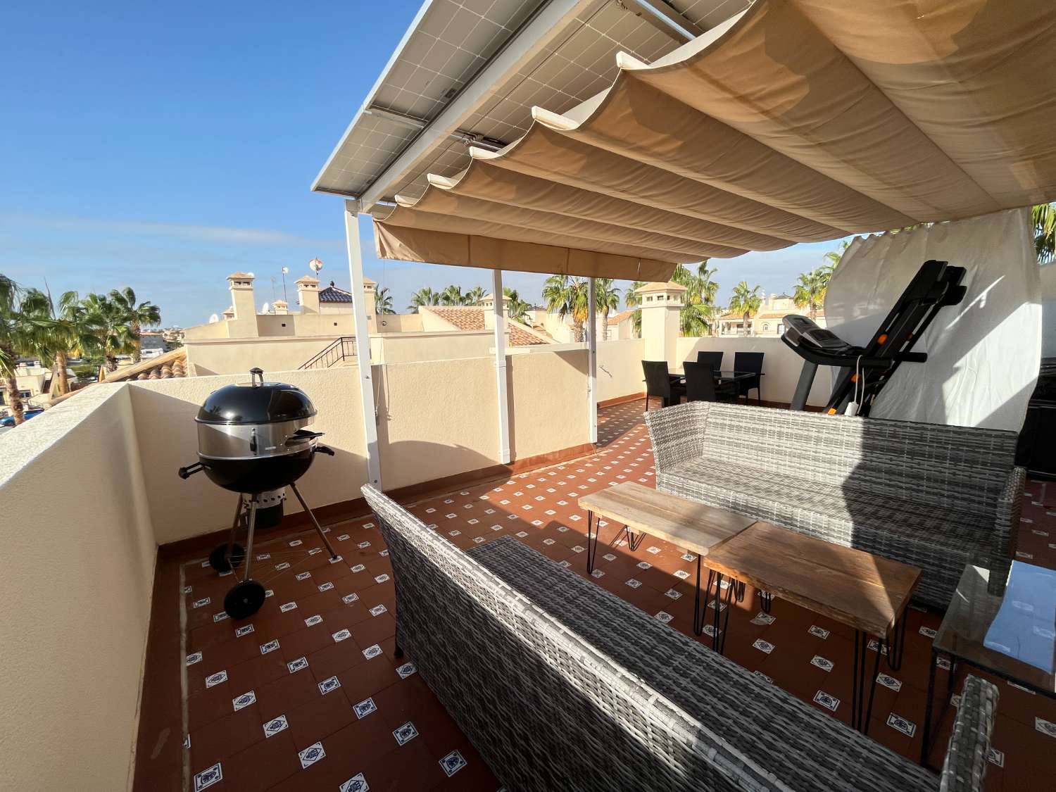 Modern appartement met mooi dakterras - perfect voor entertainment!