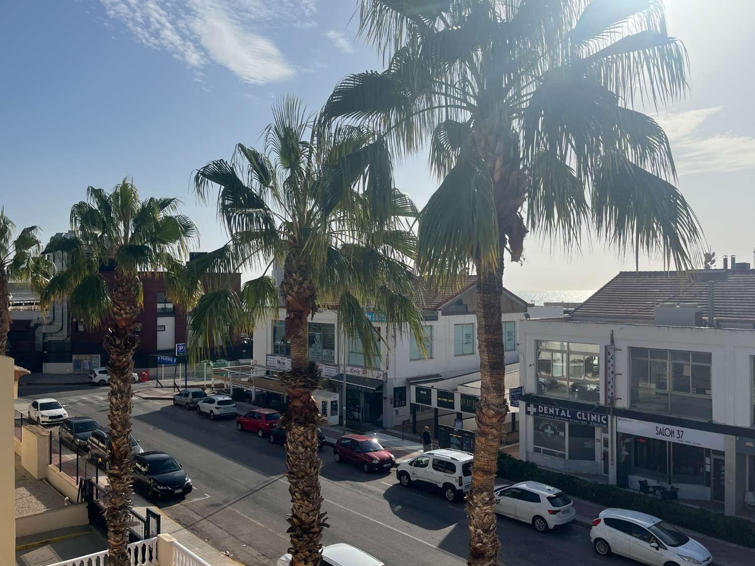 Appartement moderne avec jolie terrasse sur le toit—Parfait pour recevoir !