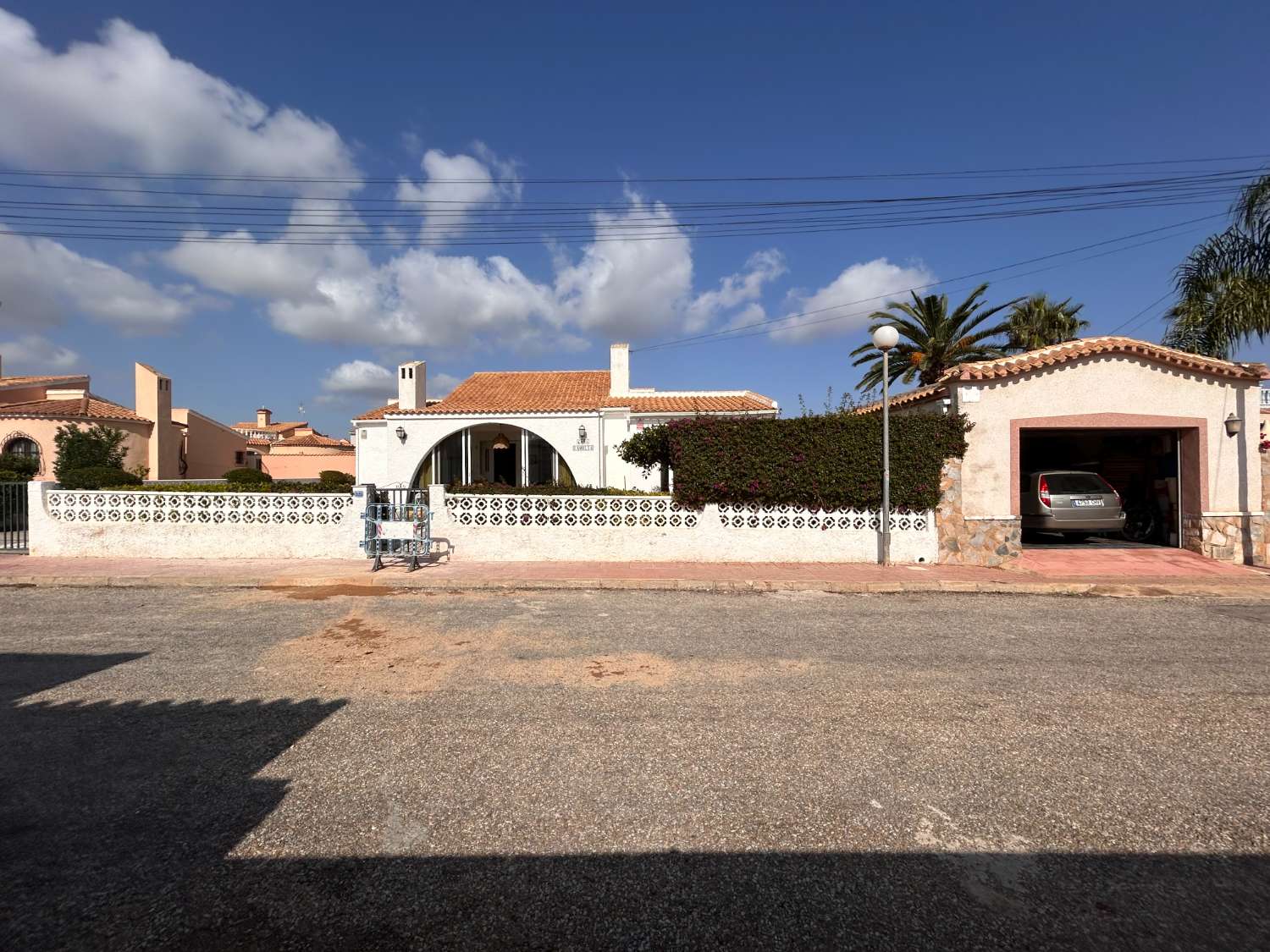 Espaciosa casa de 4 dormitorios con piscina privada y gran espacio al aire libre